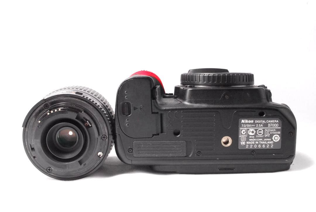 美品✨高速連写＆高画質✨ニコン D7000✨一眼レフカメラ✨人気機種