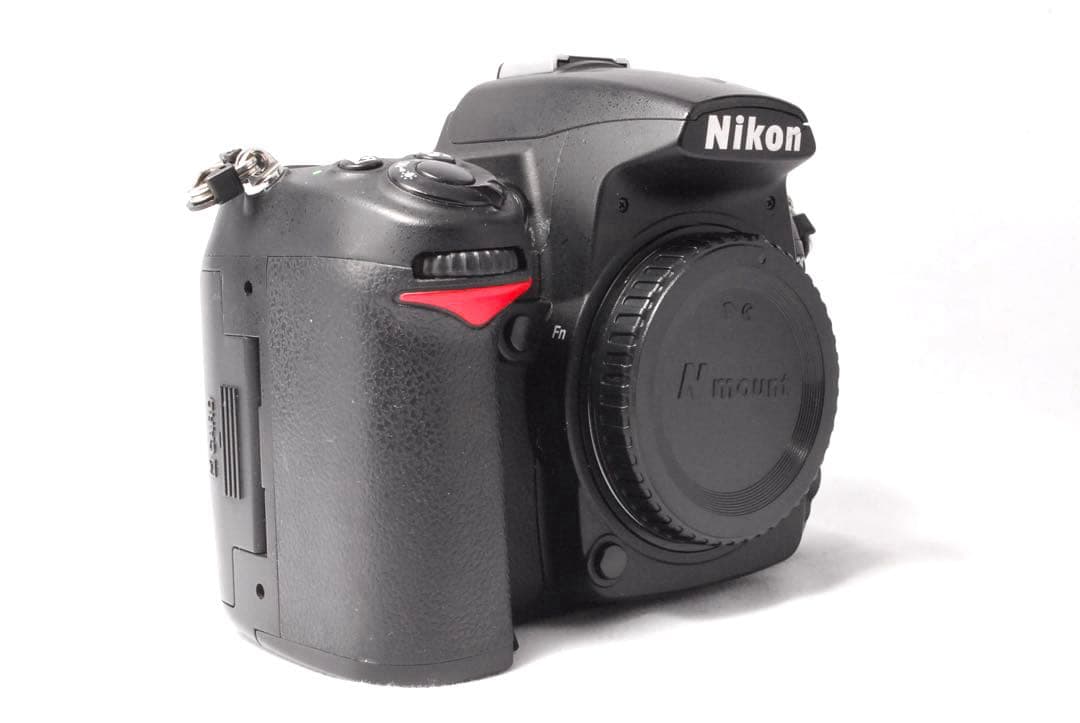 美品✨高速連写＆高画質✨ニコン D7000✨一眼レフカメラ✨人気機種